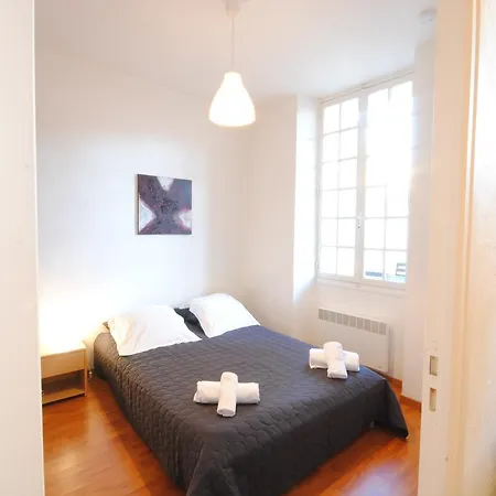 Le Venizelos 72 Cannes